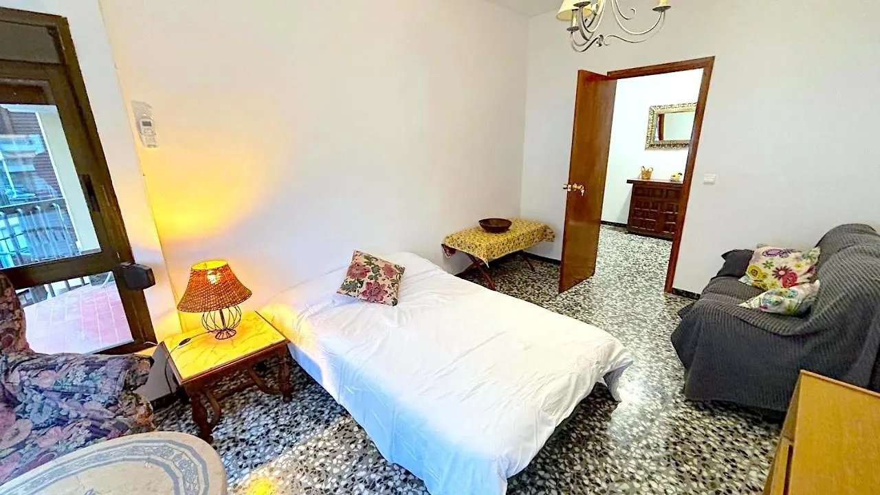 Piso Compartido Delyrent Cobatillas Úbeda 0*,